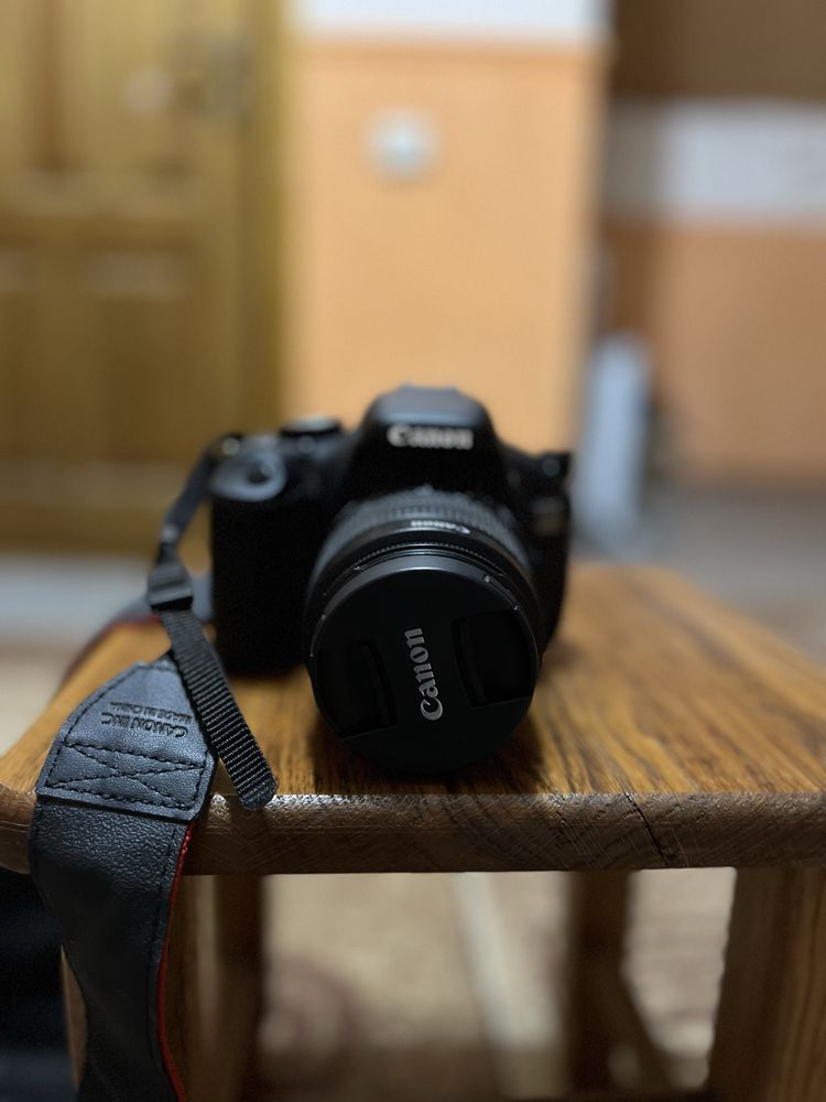 Canon eos600d майже новий!