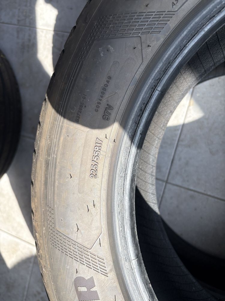 Goodyear 225/55R17