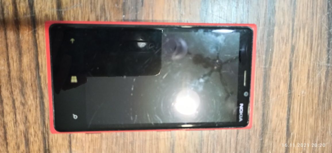 Телефон Nokia Lumia 920 на запчасти