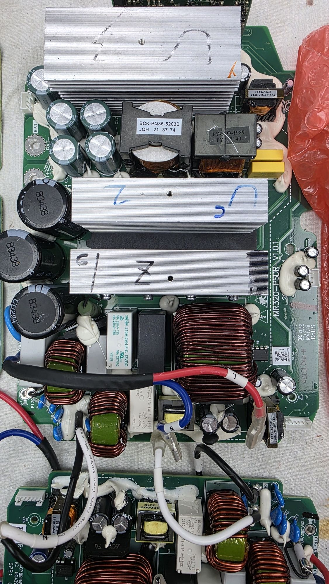 Інвертор від ECOFLOW DELTA mini