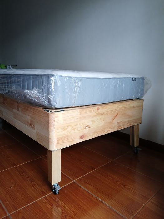 Vendo Cama Solteiro Sommier + Colchão 90x200