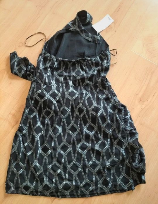 Vestido de festa preto e prateado Mango