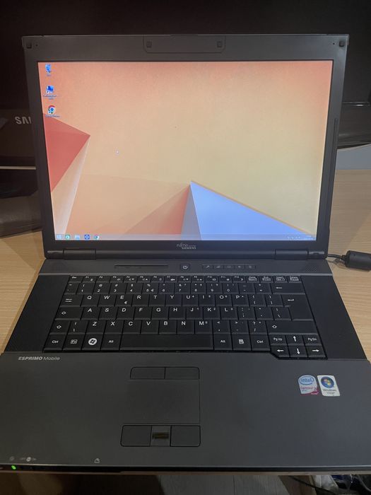Fujitsu Siemens Esprimo x9515