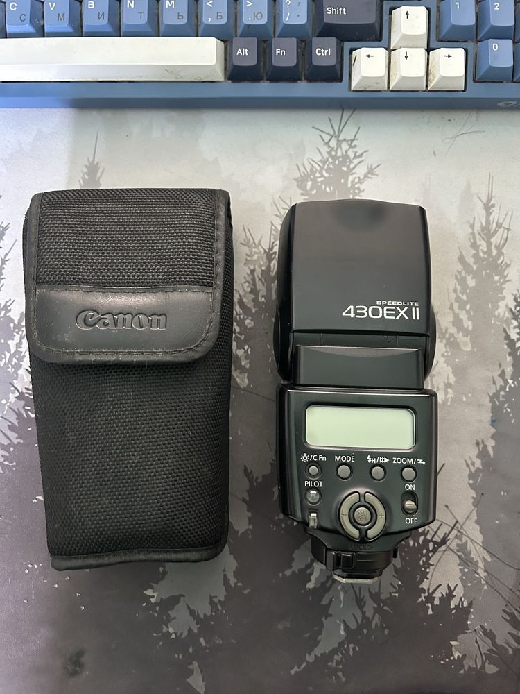 Вспишка  Canon Speedlite 430EX II