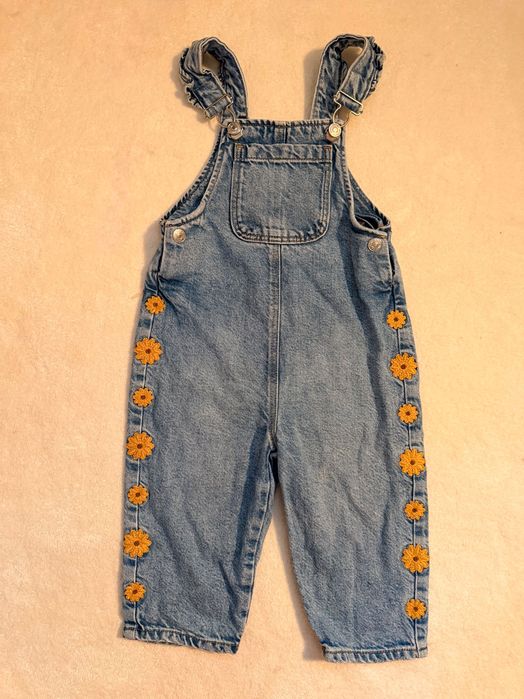 Ogrodniczki dla dziewczynki, rozmiar 92. ZARA