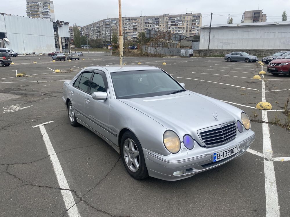 Продам мурчика w210