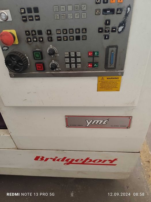 Centrum obróbcze -maszyna CNC Bridgeport VMC 1000/22