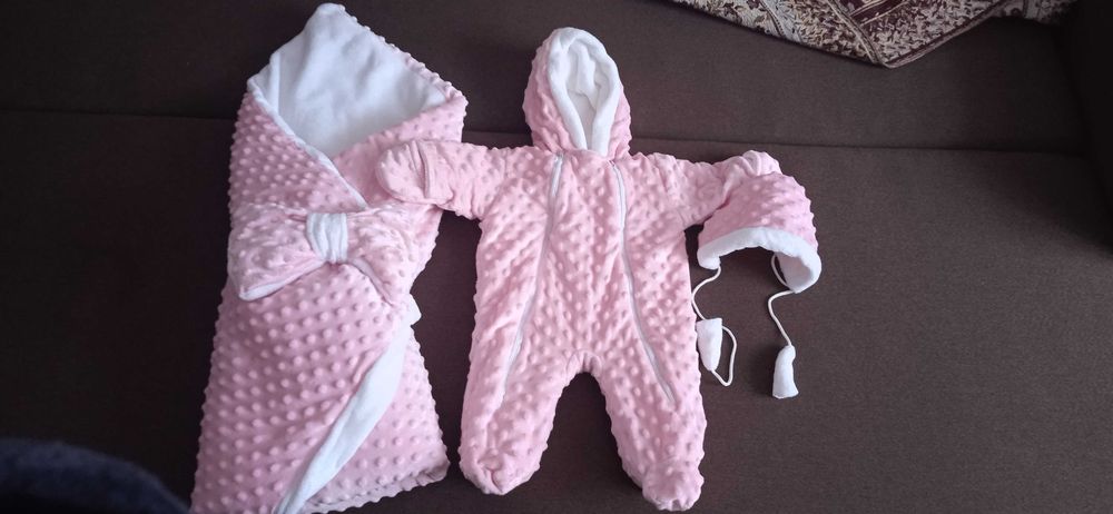 Конверт, ковдра, комбінезон, шапочка