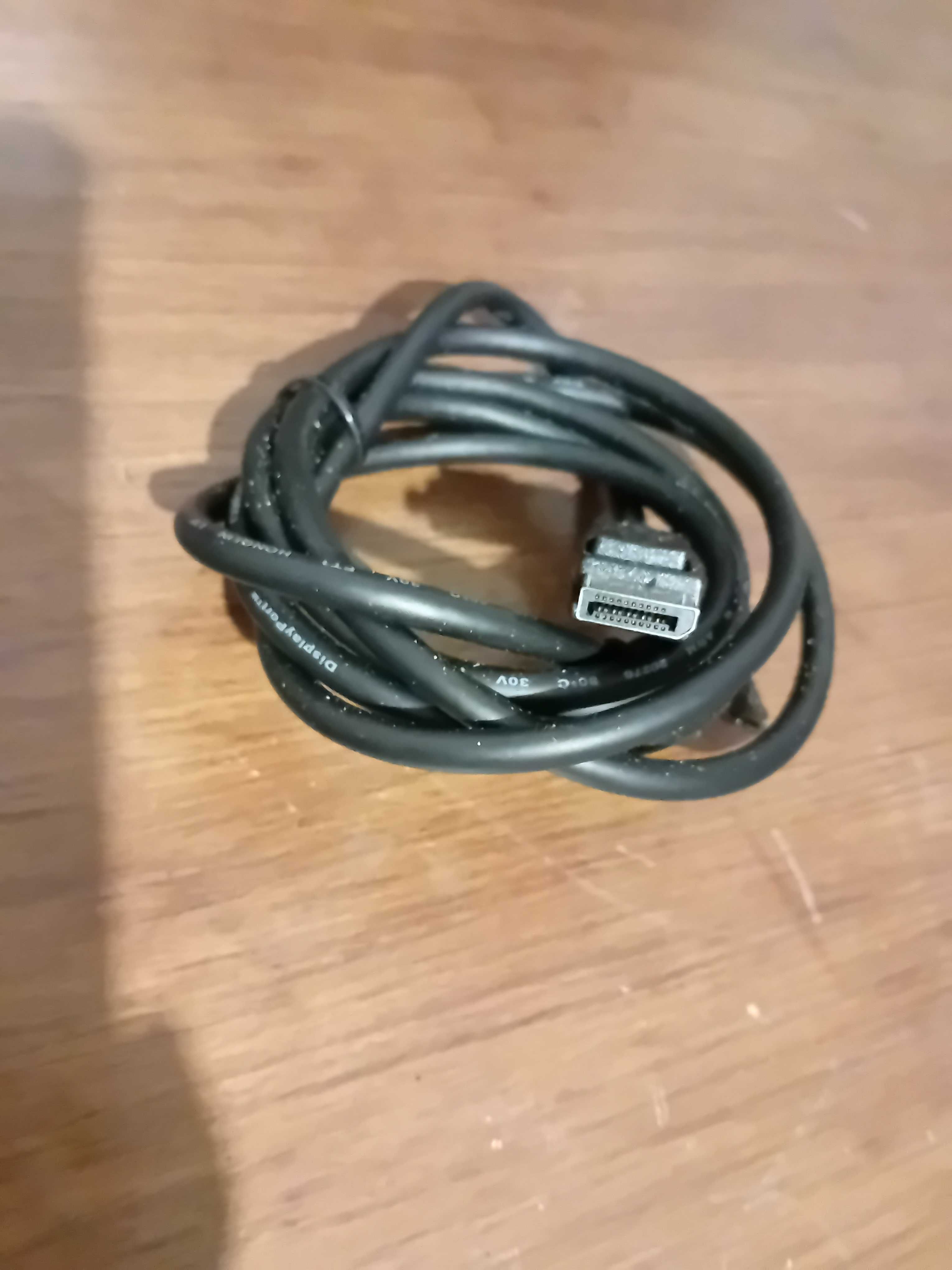 Cabo displayPort
