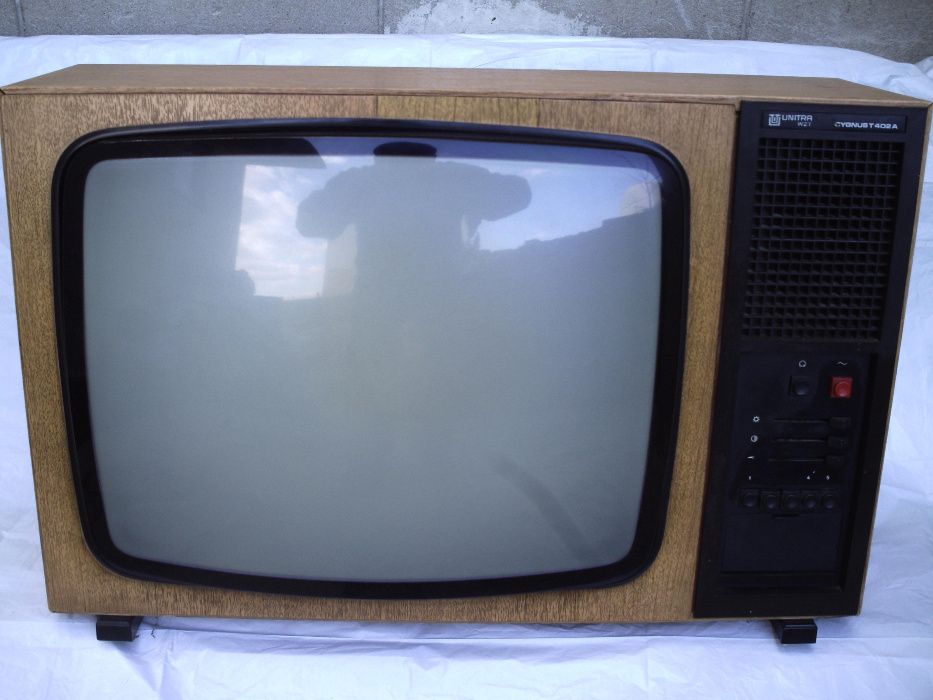 pilot TV piloty uniwersalne telewizor wieża odtwarzacz DVD CD HI-FI