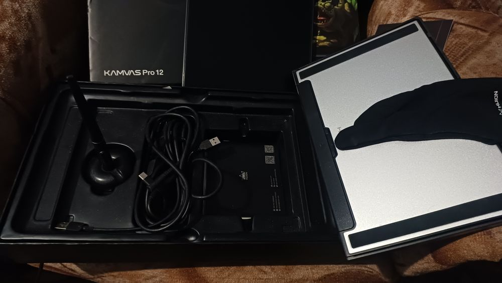 Графічний планшет Huion Kamvas Pro 12