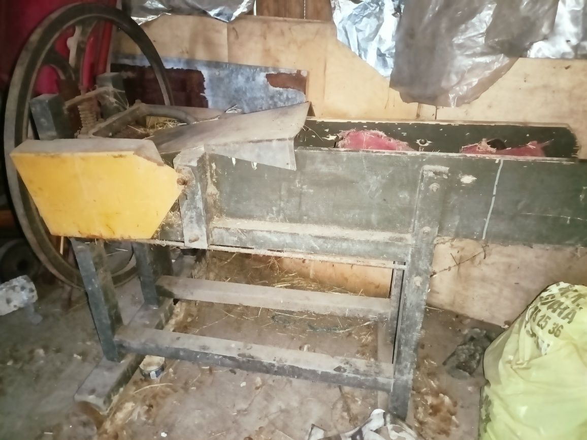 Sieczkarnia do sieczki lub innych celów