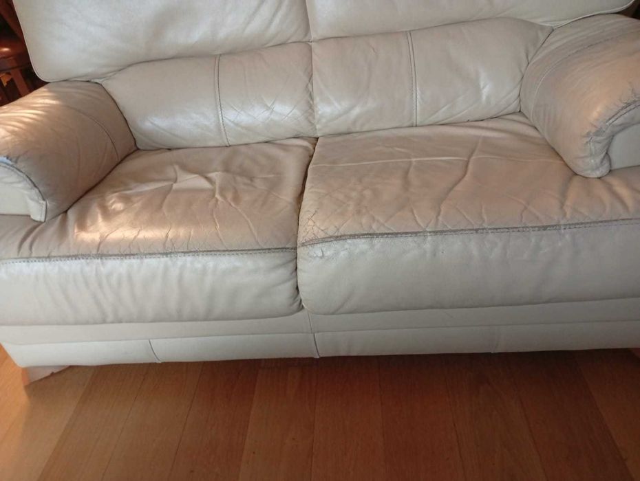 Sofás em pele (usados)