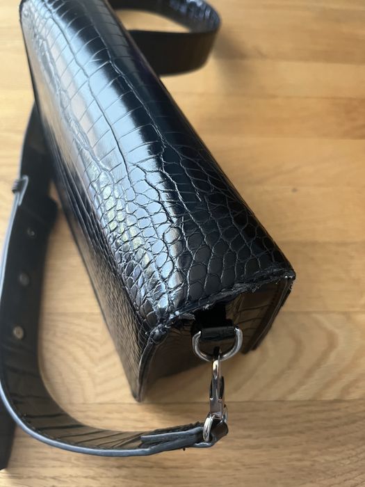 Czarna torebka wężowa skóra