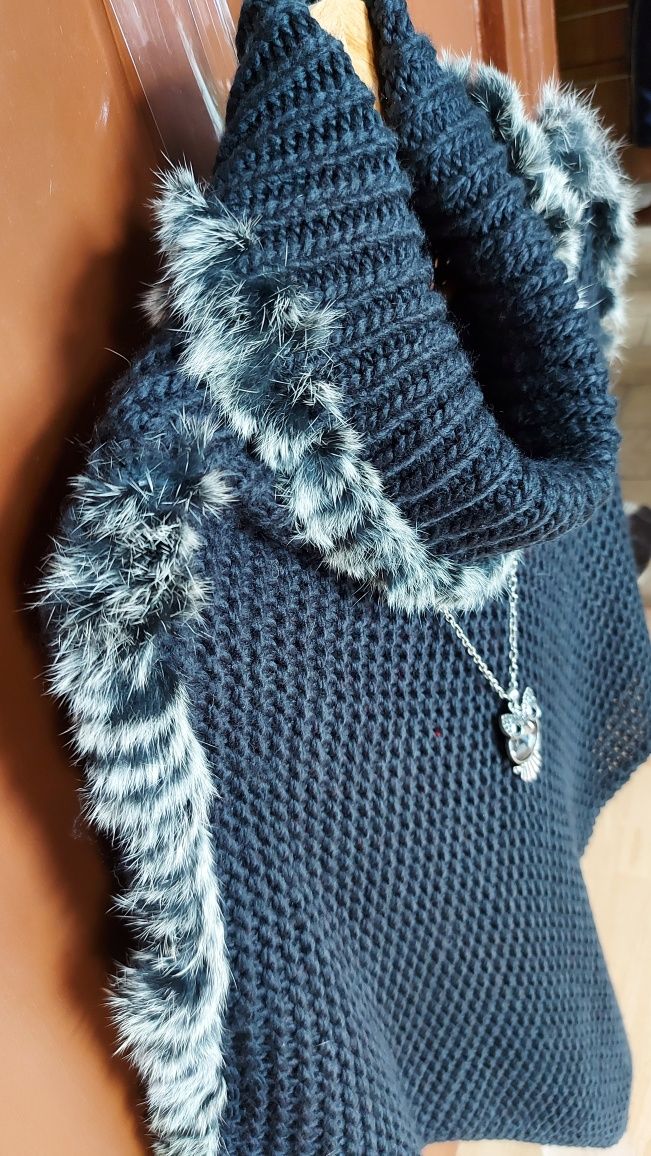 Ponczo, golf, sweter, czarny, naturalny królik, Soyaconcept
