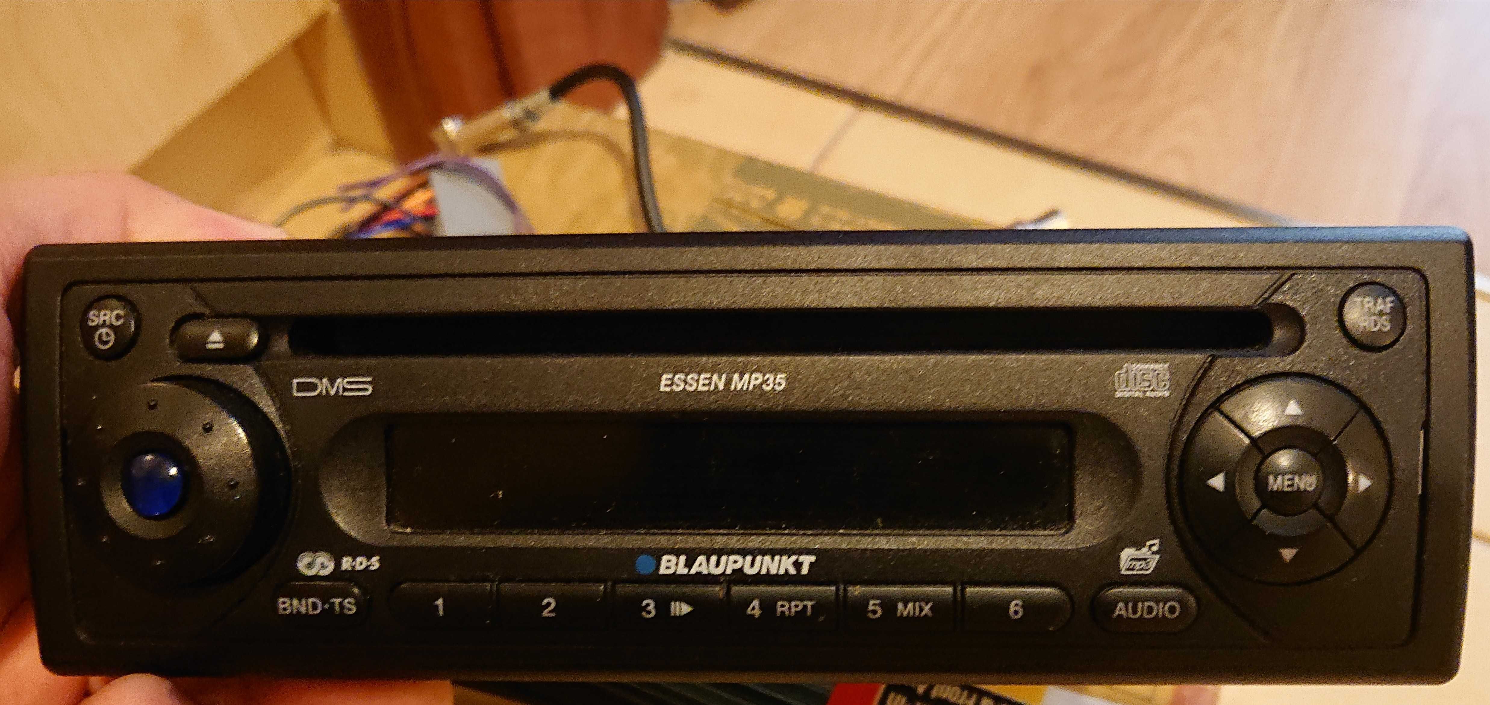 Radio BLAUPUNKT ESSEN M35 niebieski ekran VW Golf Passat Polo DVD/MP3