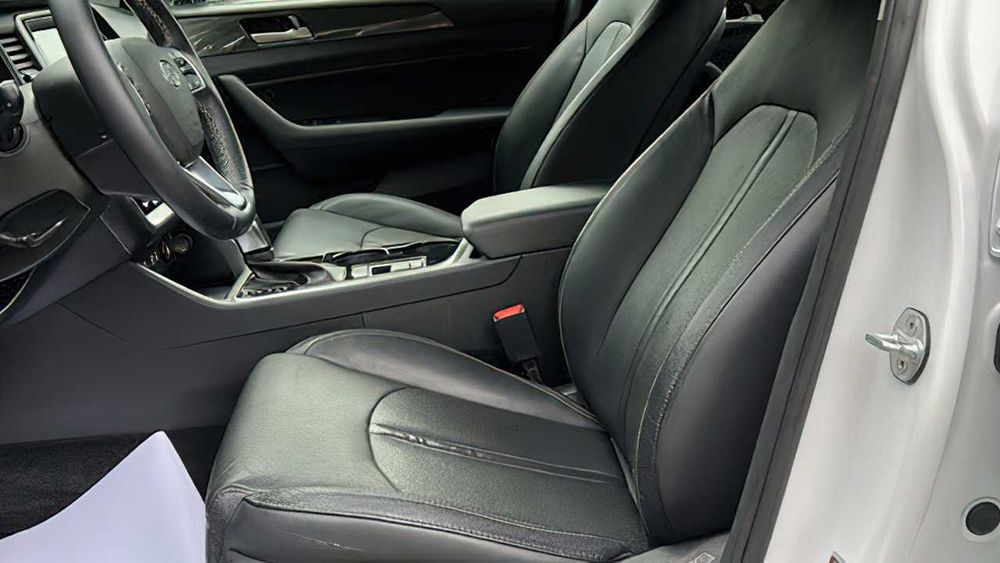 Hyundai Sonata Limited      2019