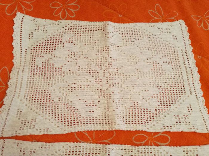 Colcha em Crochet para Cama de Corpo e Meio + 2 Almofadas