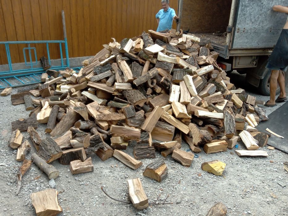 Дрова колотые сухие, есть фруктовые
