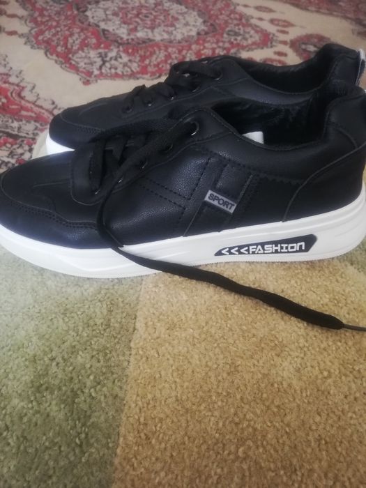 Красовки +Штаты +Куртка.