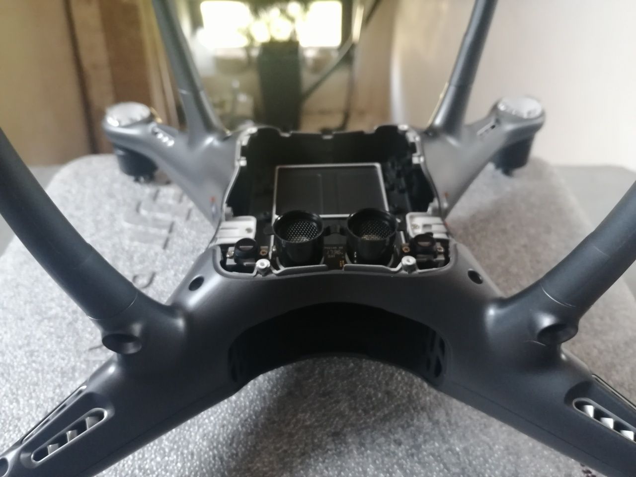 Dji- nowa oryginalna  górna i dolna obudowa drona phantom 4 pro obsidi