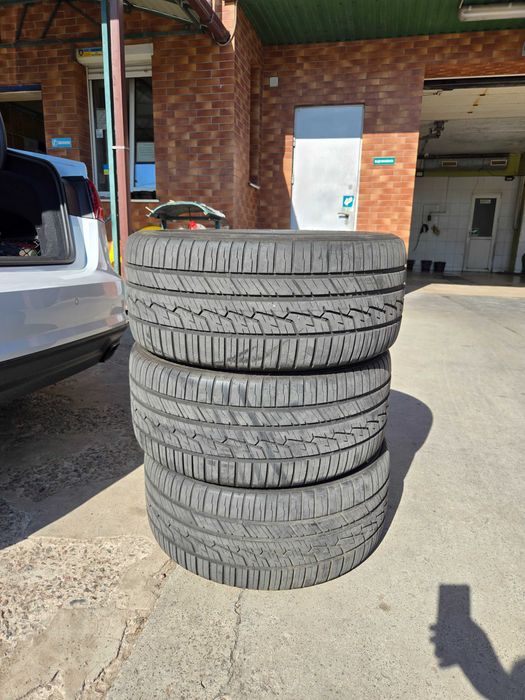 255/40/R19 Sumitomo HTR A/S P03