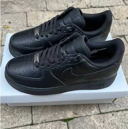 Nike Air Force 1 Low '07 Black  40