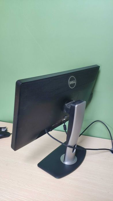 Monitor Dell P2312Ht - 23 cale, Full HD, obrotowa podstawa, 6 szt.