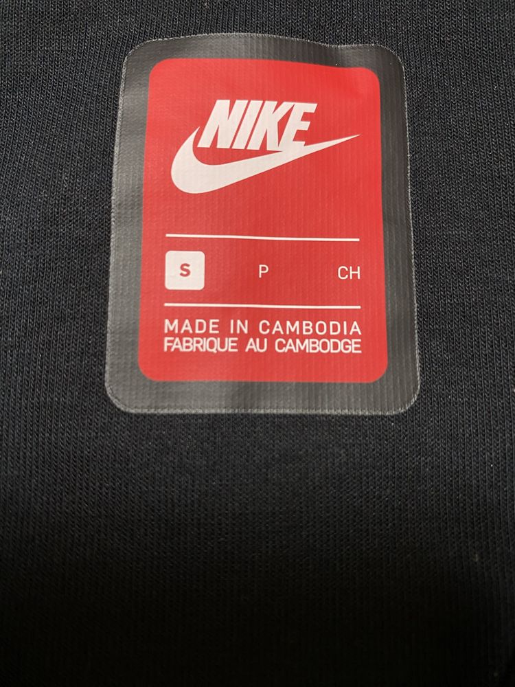 Чоловіча оригінальна зіпка Nike Tech Fleece