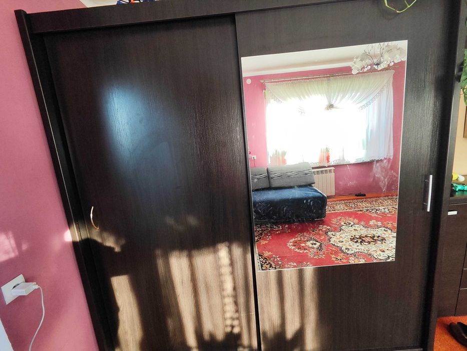 Szafa przesuwna wenge