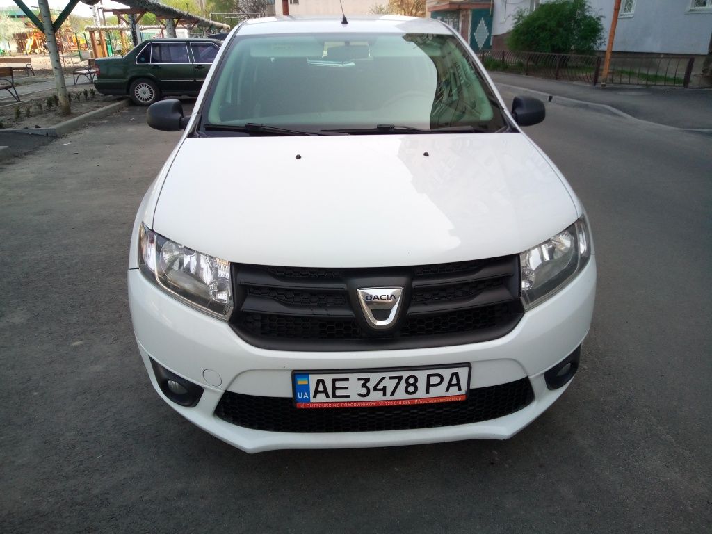 Dacia Logan 1200 газ