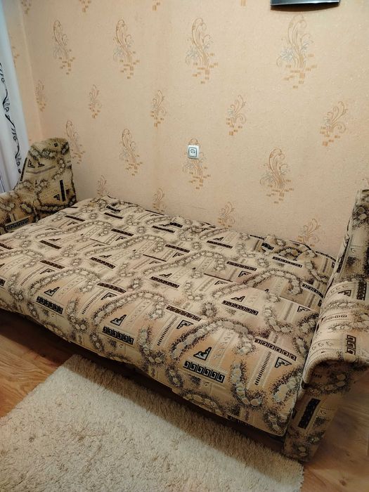 Продам диван  в гарному стані