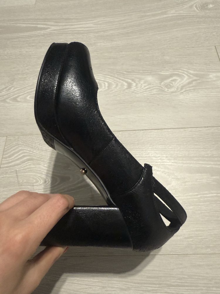 Продам каблуки стан нових
