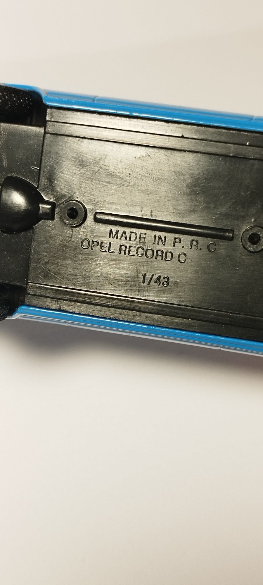 Samochodzik auto PRL-u Opel Record C DeAgostini skala 1/43