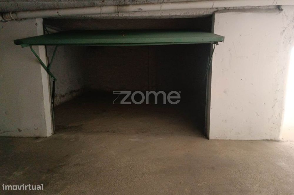 Garagem em Chaves