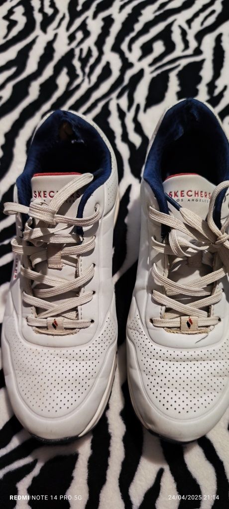 Tênis da sketchers tamanho 39 de homem