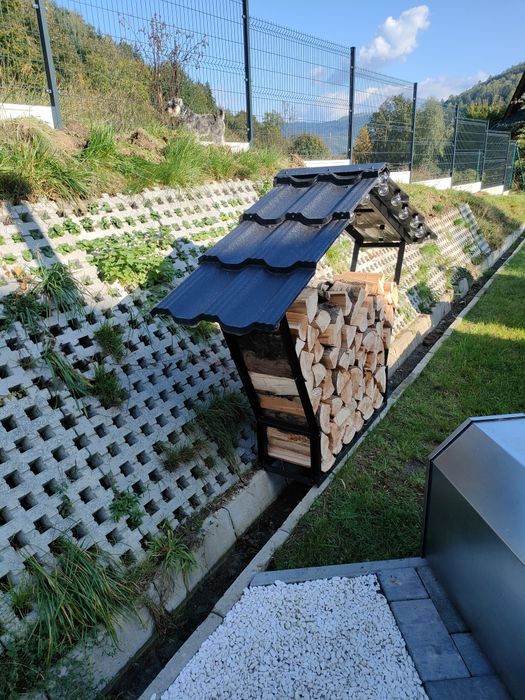 Stojak na drewno do Sauny Balii