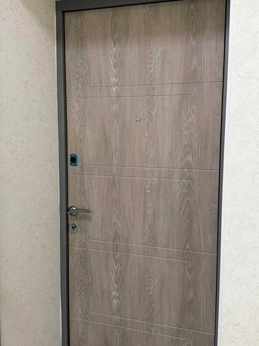 LS-19  Продається  квартира в ЖК Воробйові гори на Полях