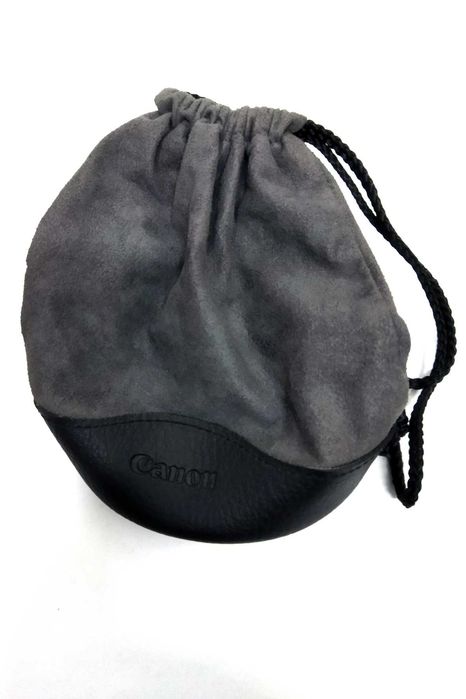 Bolsa para objetiva 24x70 cânon original em pel.