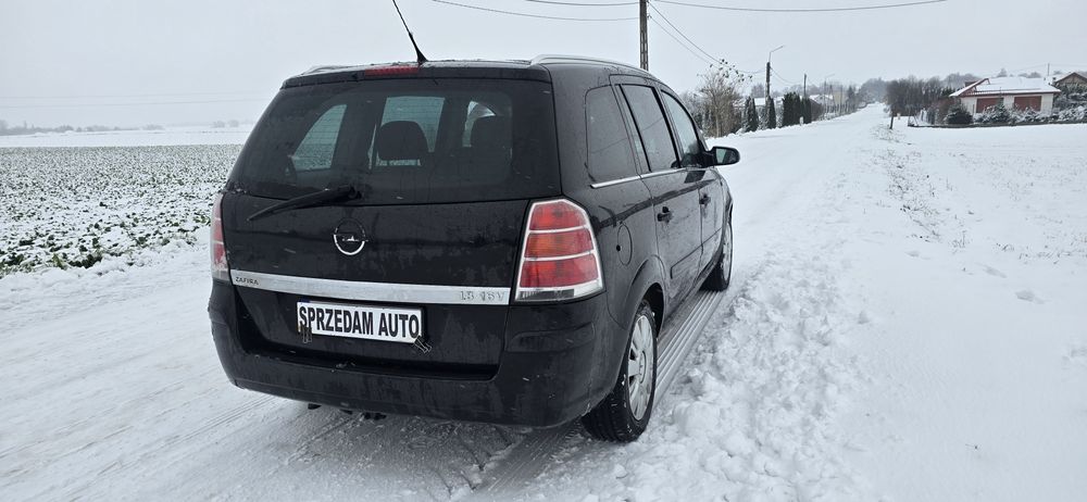 Opel Zafira B 1.8 LPG 2007r, klima 7 osobowa