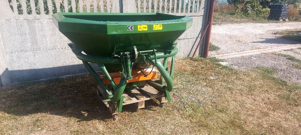 Rozsiewacz Amazone zaf 803