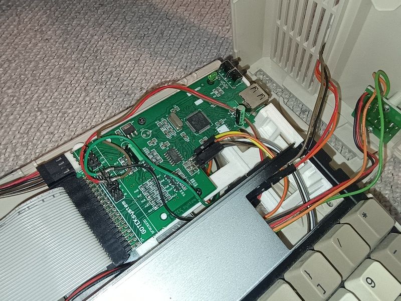 Komputer AMIGA A1200 mysz zasilacz karta CF kabel GOTEK 8MB RAM