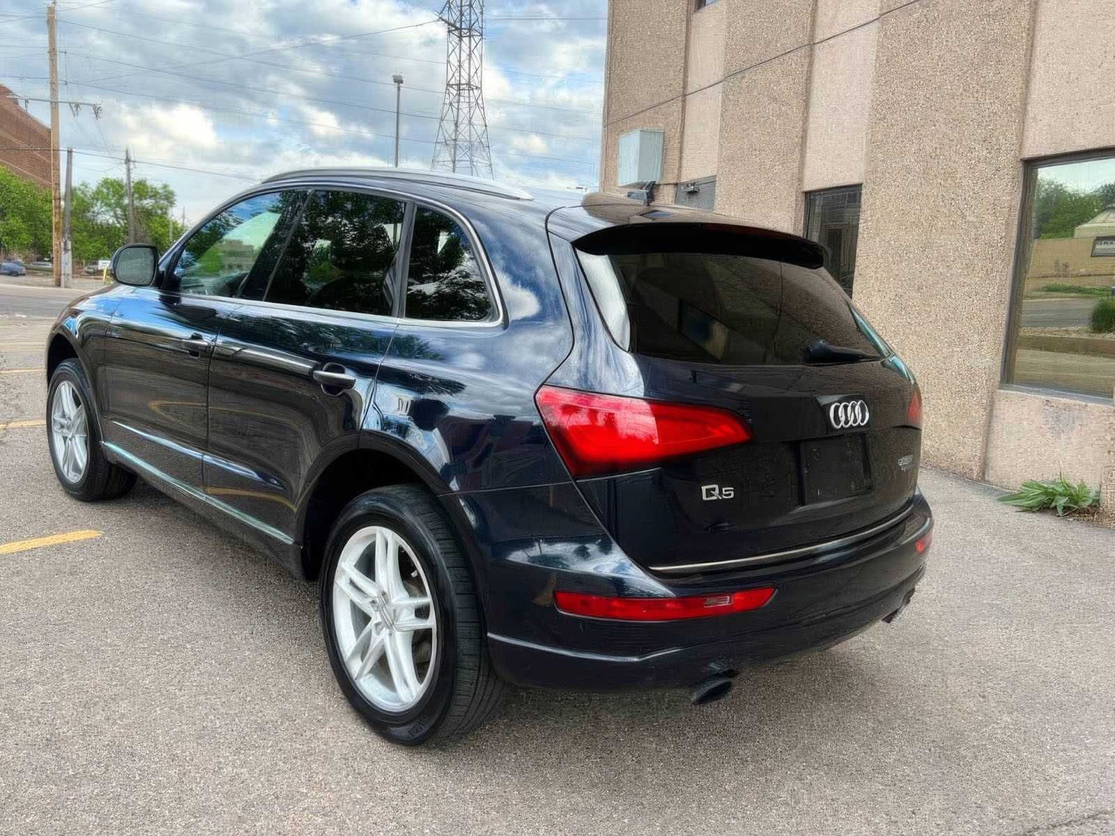 audi    	q5	2017