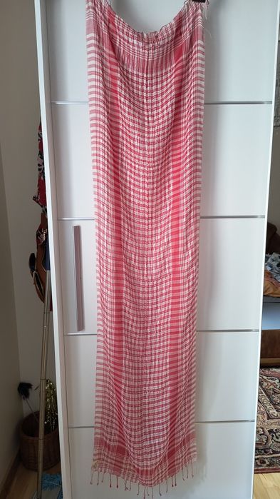 Nowy zwiewny szal