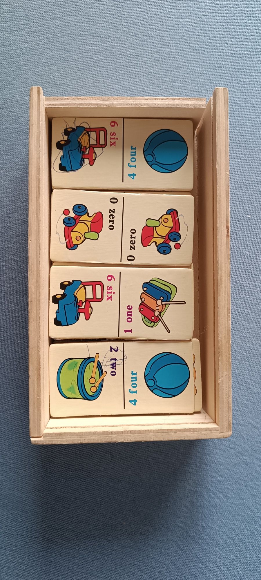 Domino z cyferkami po anielsku