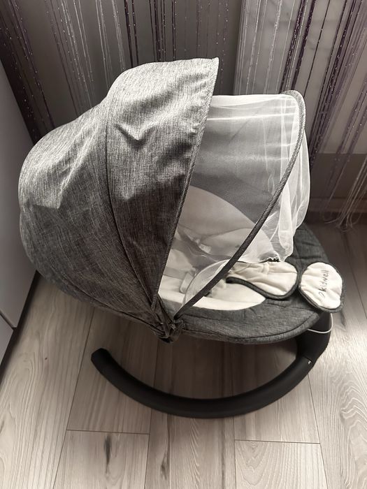 Заколисуючий  центр дитячий кокон гойдалка шезлонг дитячий