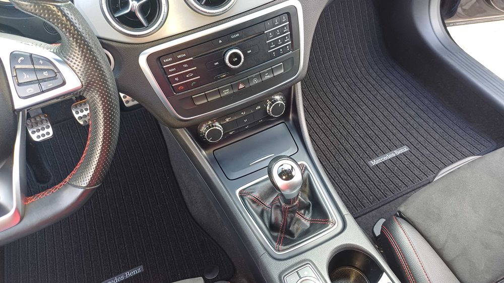 Mercedes-Benz CLA 180d Coupé - AMG Line - Pack Night