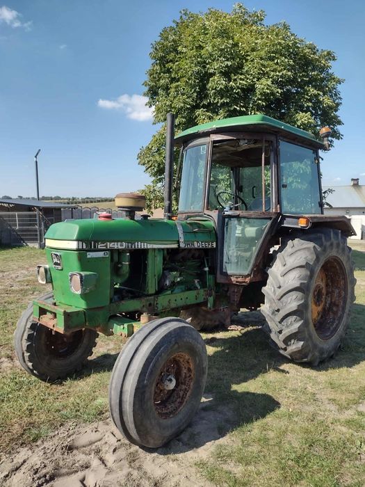 John deere 2140 bardzo fajny traktor za niewielkie pieniądze