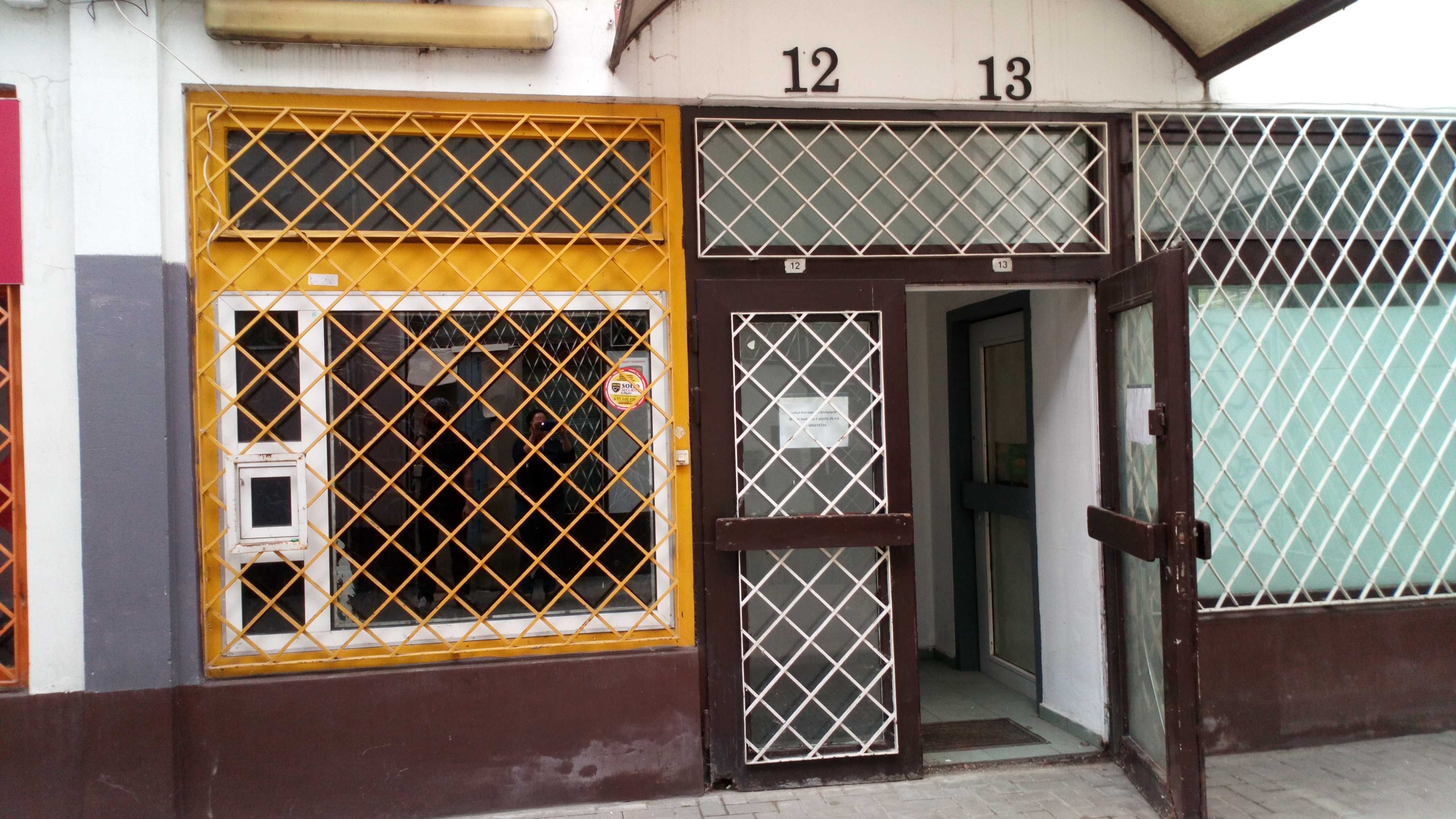 pawilon handl. usł. 31m2