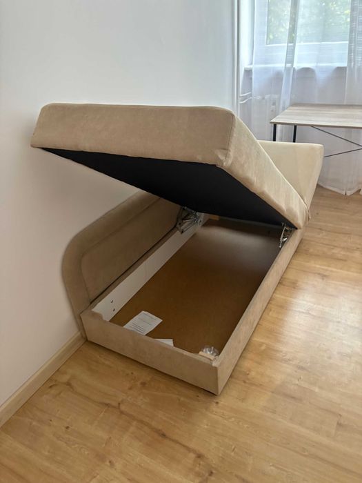 Tapczan, łóżko, materaz